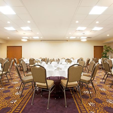 Holiday Inn Battle Creek By Ihg Exterior photo