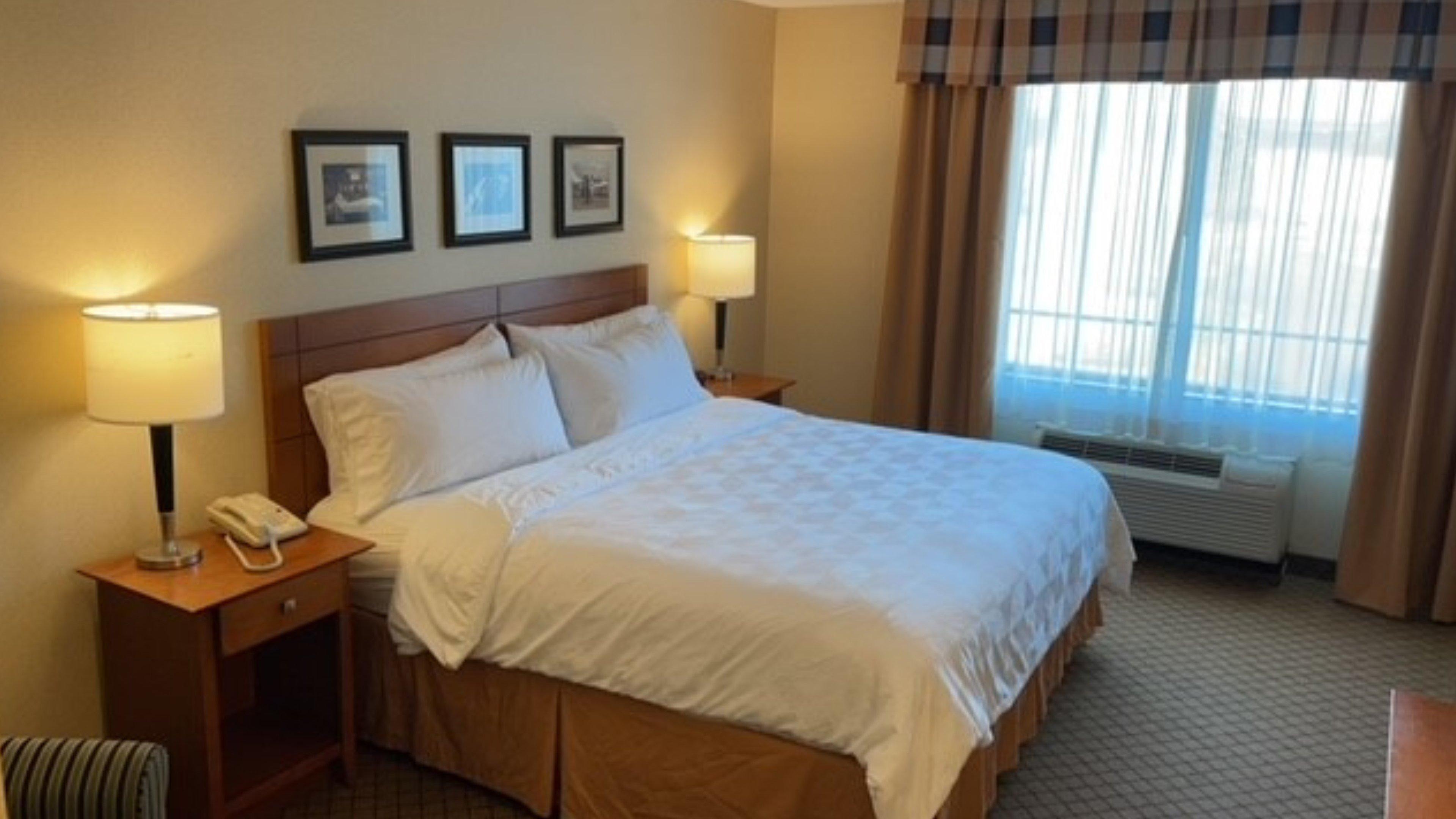 Holiday Inn Battle Creek By Ihg Exterior photo